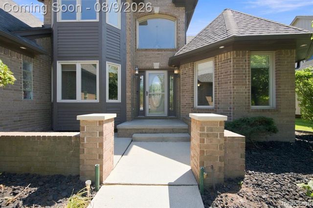 23386 Angel Park Drive, Macomb, MI 48042