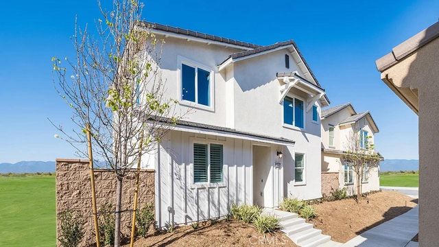 1209 Yeager Avenue, Rialto, CA 92376