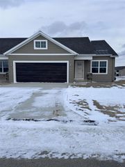 4500 Meadow Pond Way 65, Hamilton, MI 49419