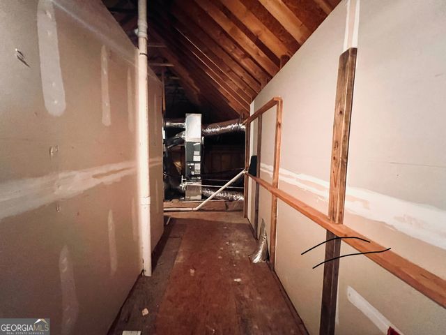 98 Whitfield Bend, Zebulon, GA 30295