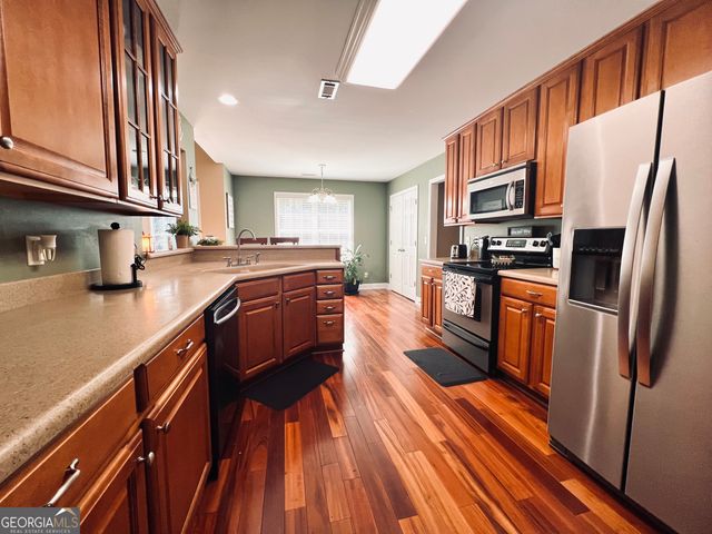 98 Whitfield Bend, Zebulon, GA 30295