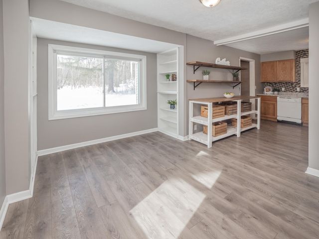 13207 Augusta Drive, Augusta, MI 49012