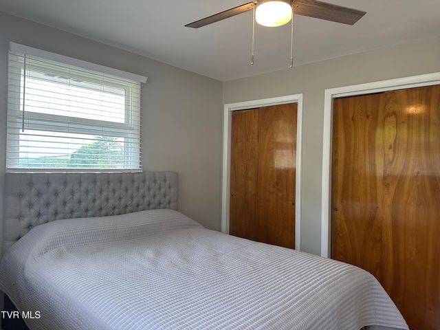 236 Darlington Drive, Kingsport, TN 37660