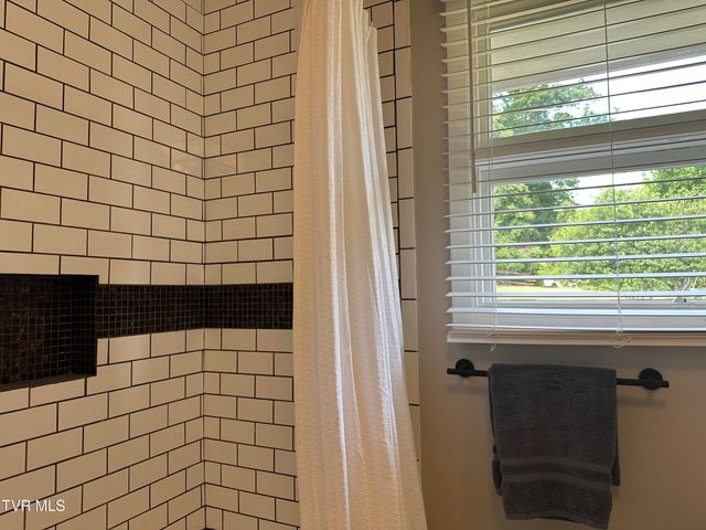 236 Darlington Drive, Kingsport, TN 37660