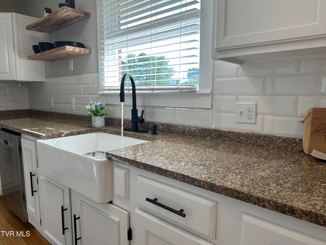 236 Darlington Drive, Kingsport, TN 37660