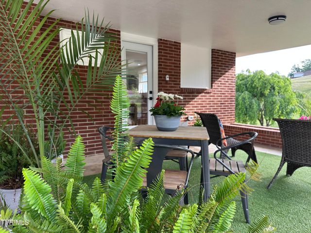 236 Darlington Drive, Kingsport, TN 37660
