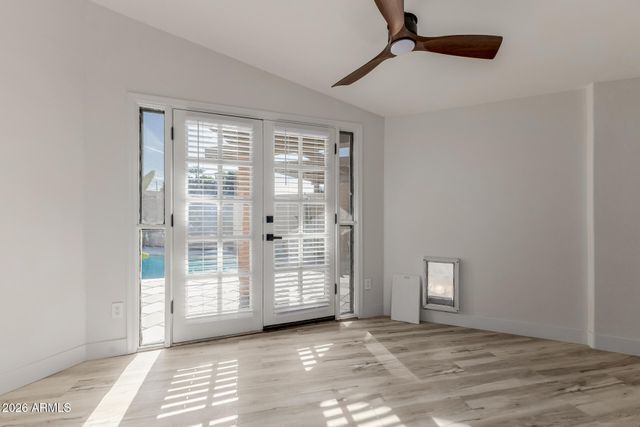 7638 E EDGEMONT Avenue, Scottsdale, AZ 85257