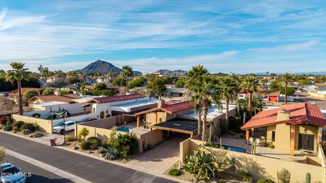 7638 E EDGEMONT Avenue, Scottsdale, AZ 85257
