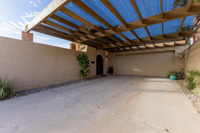 7638 E EDGEMONT Avenue, Scottsdale, AZ 85257