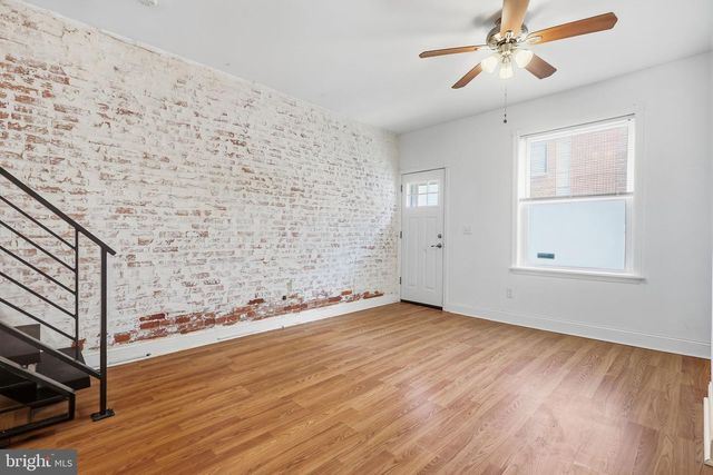 2304 E ALBERT ST, Philadelphia, PA 19125
