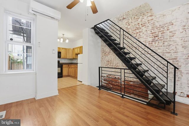 2304 E ALBERT ST, Philadelphia, PA 19125