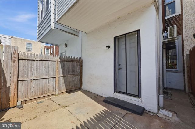 2304 E ALBERT ST, Philadelphia, PA 19125
