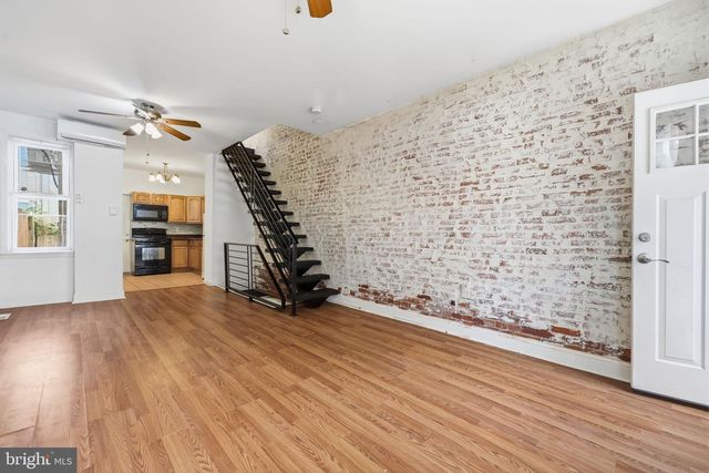 2304 E ALBERT ST, Philadelphia, PA 19125