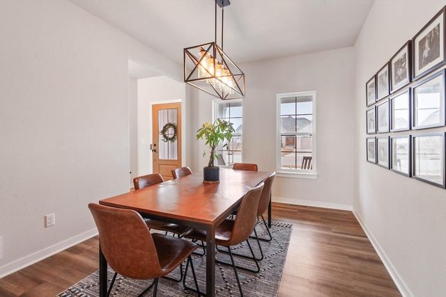 1331 Bluestem TRAIL, Oconomowoc, WI 53066