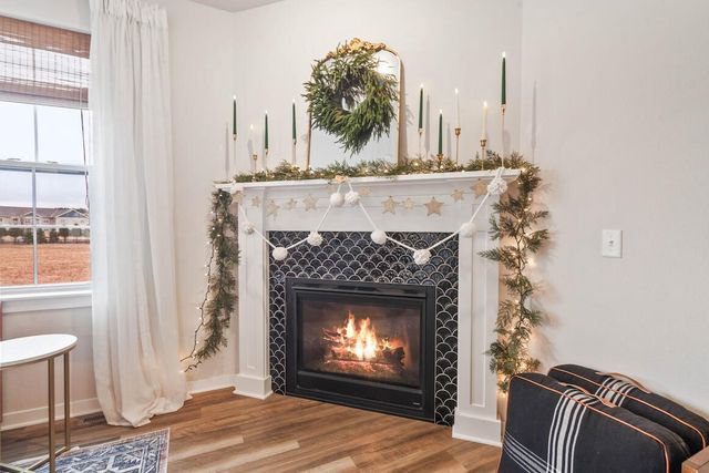 1331 Bluestem TRAIL, Oconomowoc, WI 53066