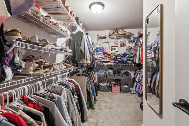 1331 Bluestem TRAIL, Oconomowoc, WI 53066