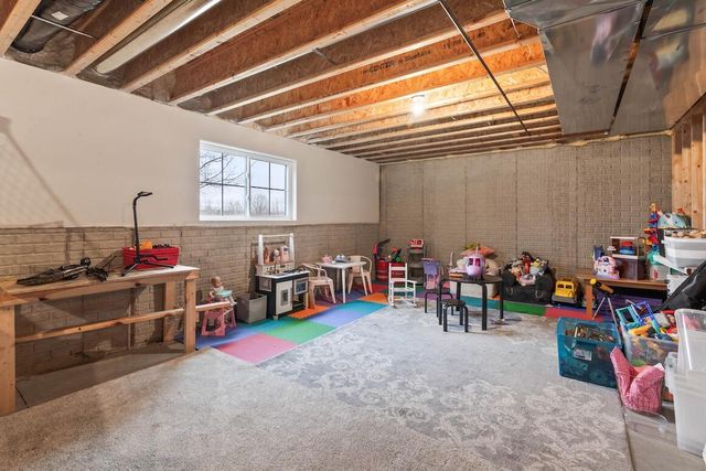 1331 Bluestem TRAIL, Oconomowoc, WI 53066