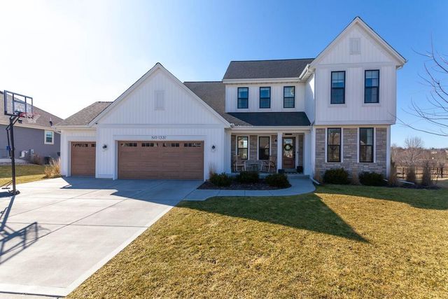 1331 Bluestem TRAIL, Oconomowoc, WI 53066