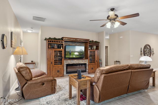 1311 E BARRETT Drive, San Tan Valley, AZ 85143