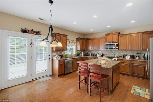 4034 Tellmont Court, High Point, NC 27265