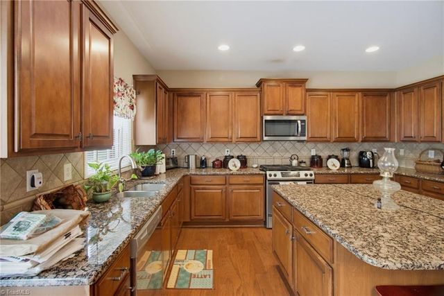 4034 Tellmont Court, High Point, NC 27265