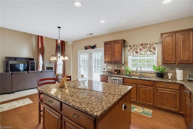 4034 Tellmont Court, High Point, NC 27265