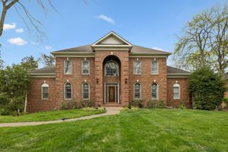 1022 Stonebridge Park Dr, Franklin, TN 37069