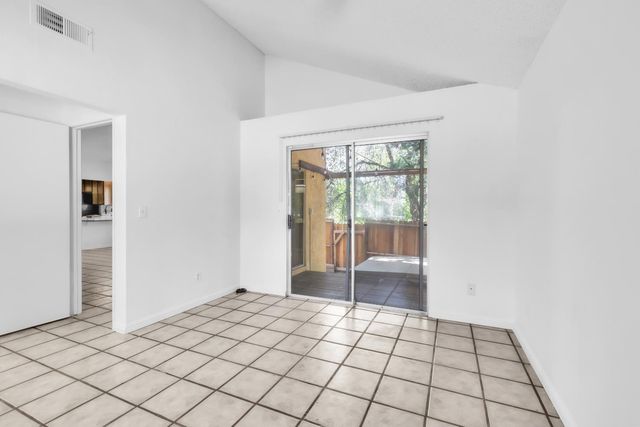 8064 Forest Glen Way, Citrus Heights, CA 95610