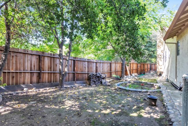8064 Forest Glen Way, Citrus Heights, CA 95610