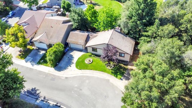 8064 Forest Glen Way, Citrus Heights, CA 95610