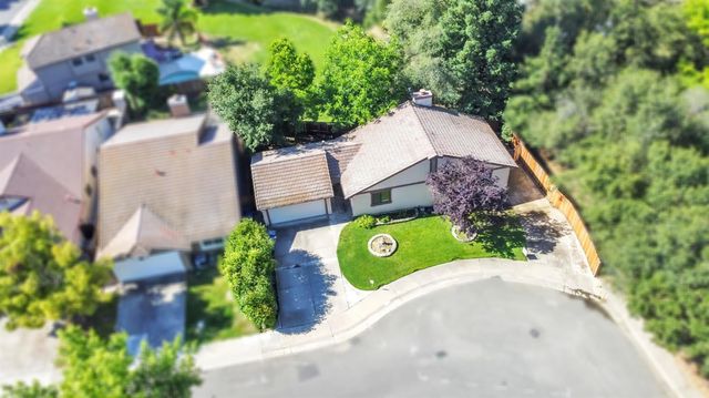 8064 Forest Glen Way, Citrus Heights, CA 95610