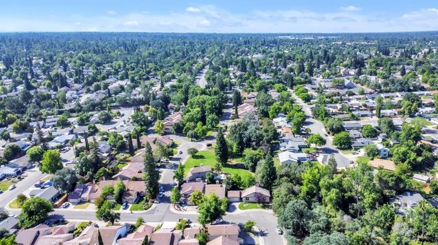 8064 Forest Glen Way, Citrus Heights, CA 95610