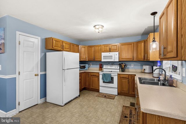 31185 PRICE RD, Locust Grove, VA 22508
