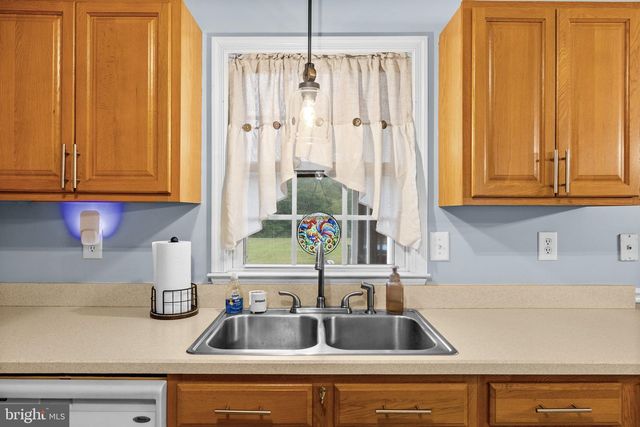 31185 PRICE RD, Locust Grove, VA 22508