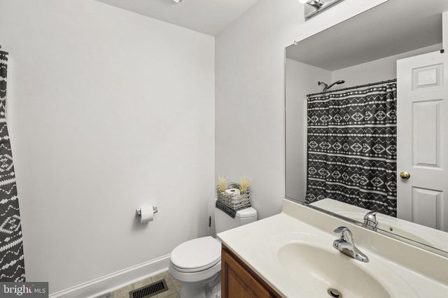 31185 PRICE RD, Locust Grove, VA 22508