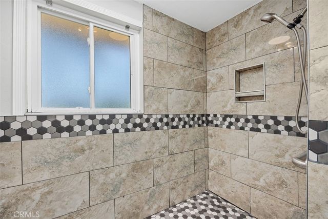 1075 La Reina, San Marcos, CA 92078