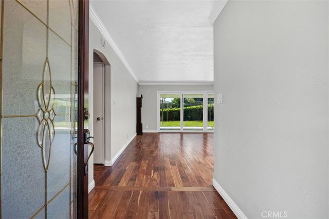 1075 La Reina, San Marcos, CA 92078