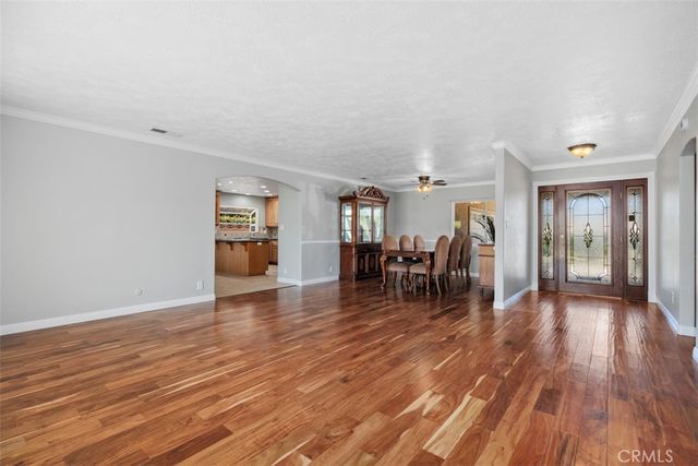 1075 La Reina, San Marcos, CA 92078