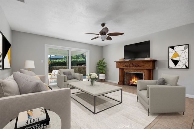 1075 La Reina, San Marcos, CA 92078