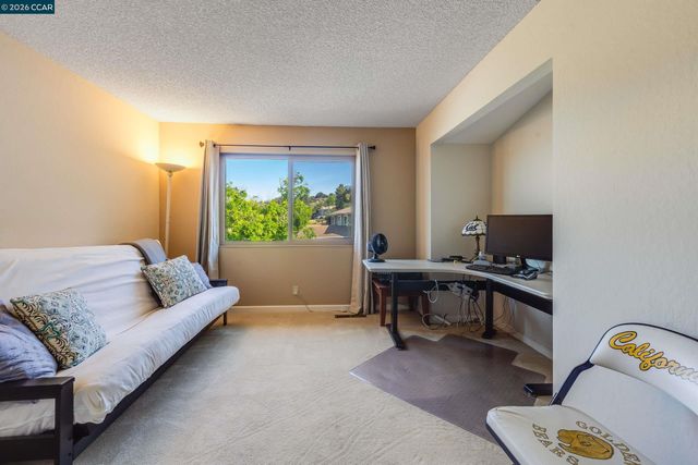 131 Ironwood, Oakland, CA 94605