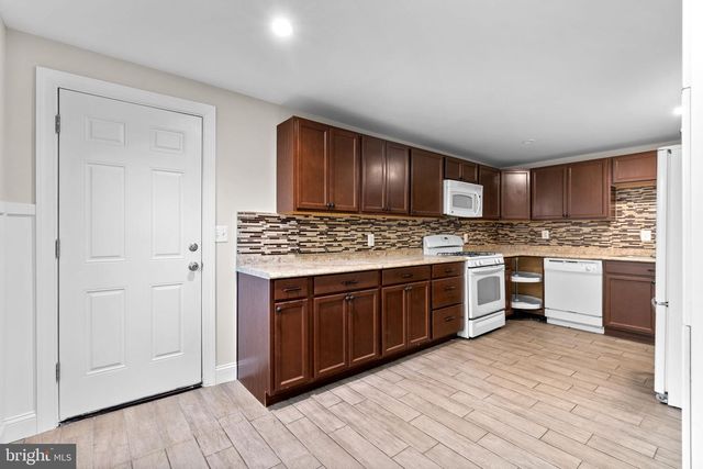 8483 FREDERICK RD, Ellicott City, MD 21043