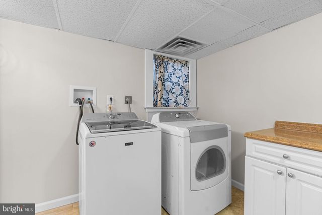 8483 FREDERICK RD, Ellicott City, MD 21043