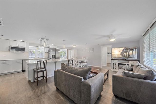 5032 LINDA STREET, Venice, FL 34293