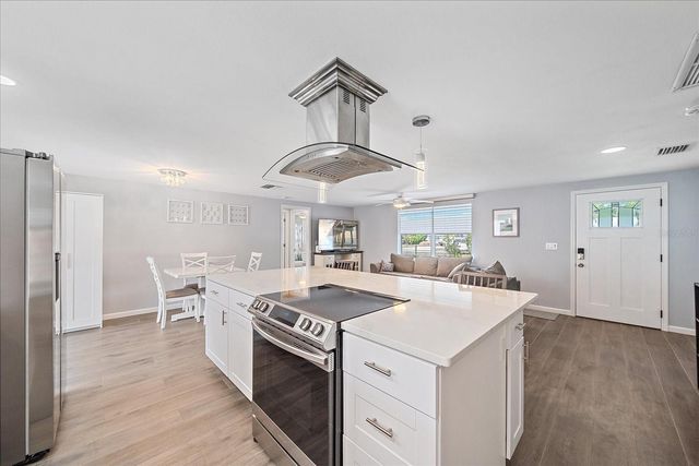 5032 LINDA STREET, Venice, FL 34293