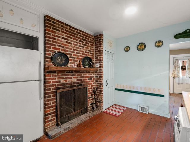 304-306 N LAWRENCE ST, Philadelphia, PA 19106