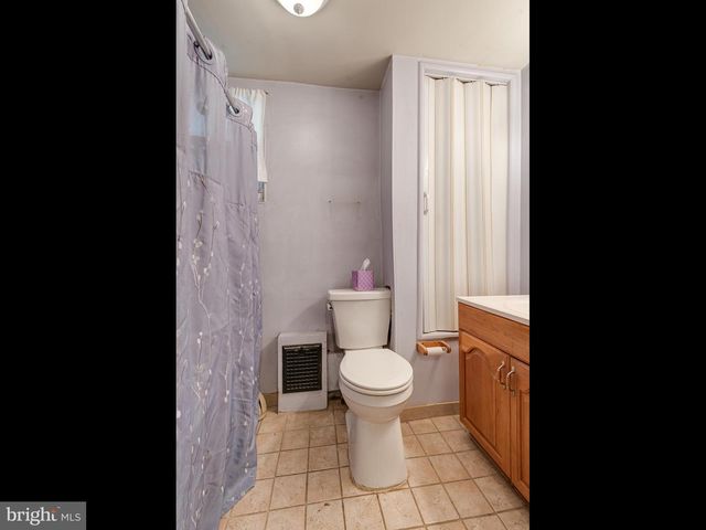 304-306 N LAWRENCE ST, Philadelphia, PA 19106