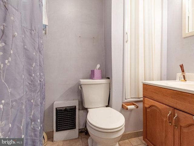 304-306 N LAWRENCE ST, Philadelphia, PA 19106