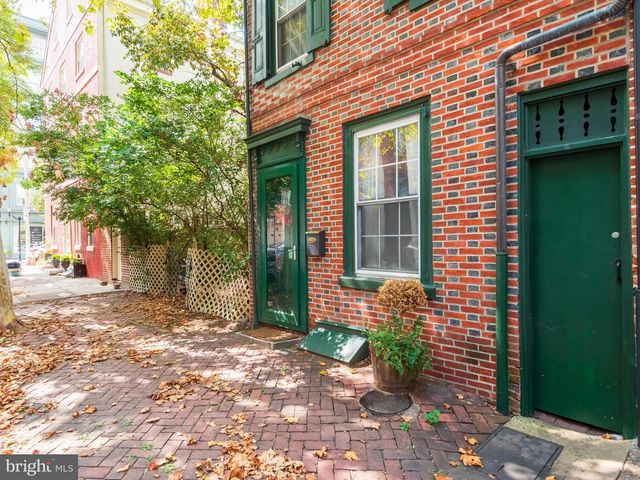304-306 N LAWRENCE ST, Philadelphia, PA 19106