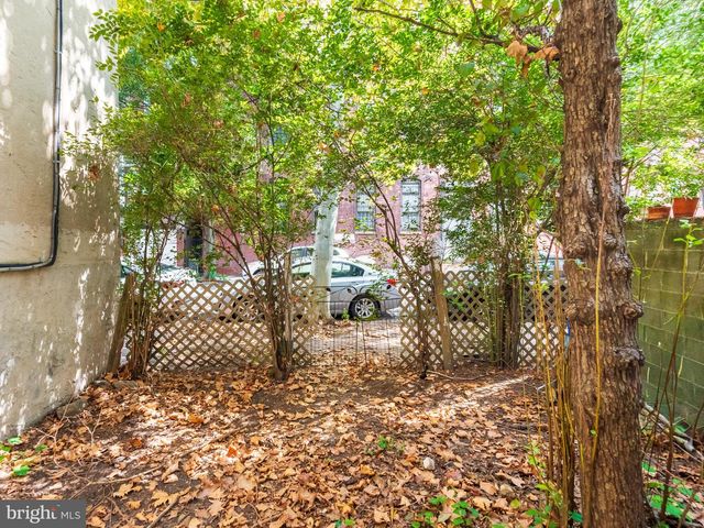 304-306 N LAWRENCE ST, Philadelphia, PA 19106