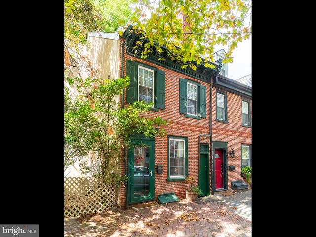 304-306 N LAWRENCE ST, Philadelphia, PA 19106